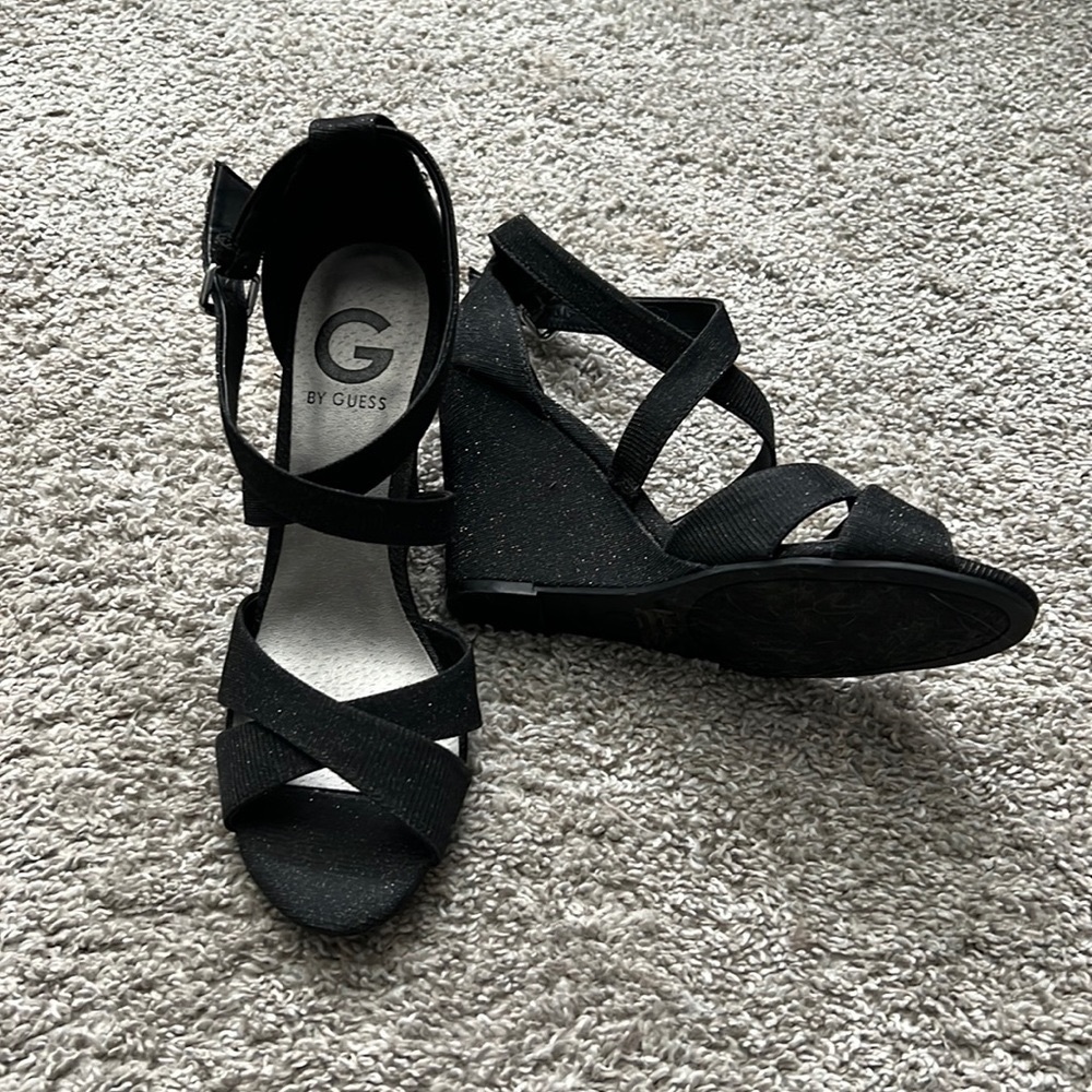 Guess wedge sandals 8 black sparkles. NEW without tags!